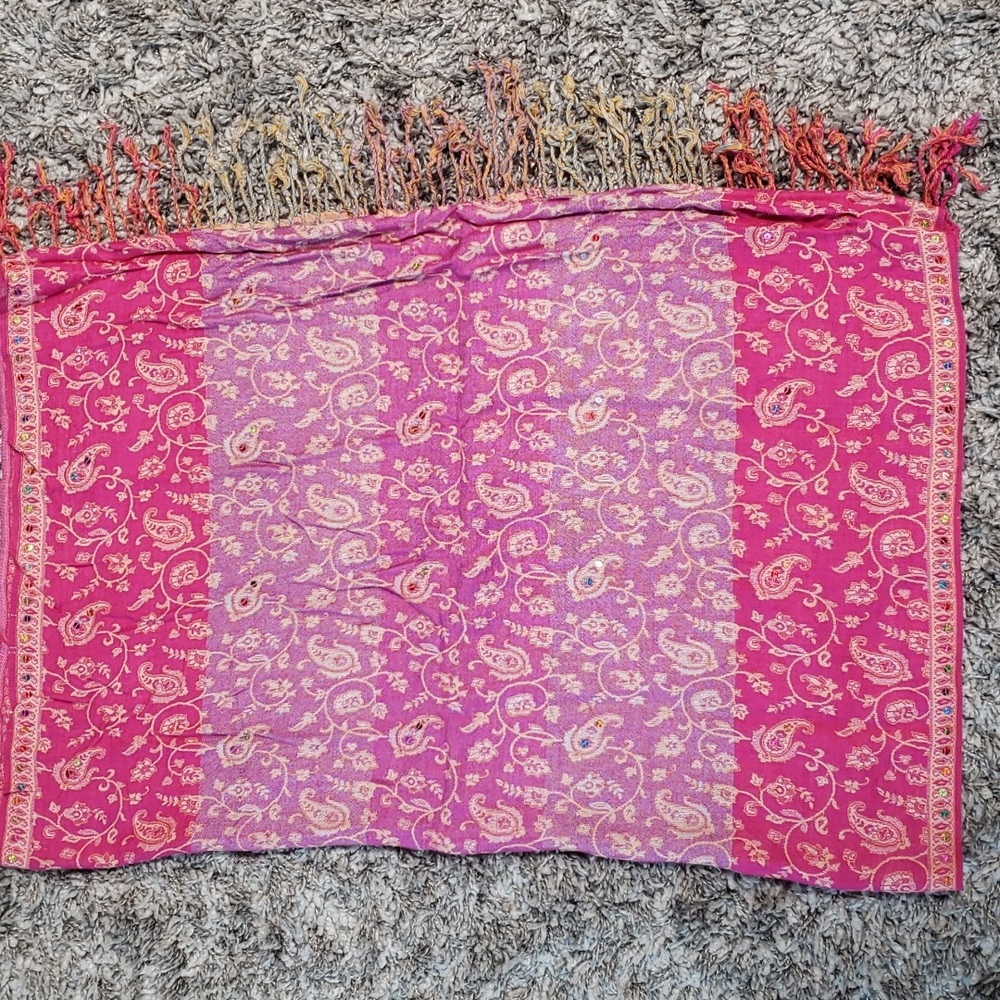 Multiple color shawl
